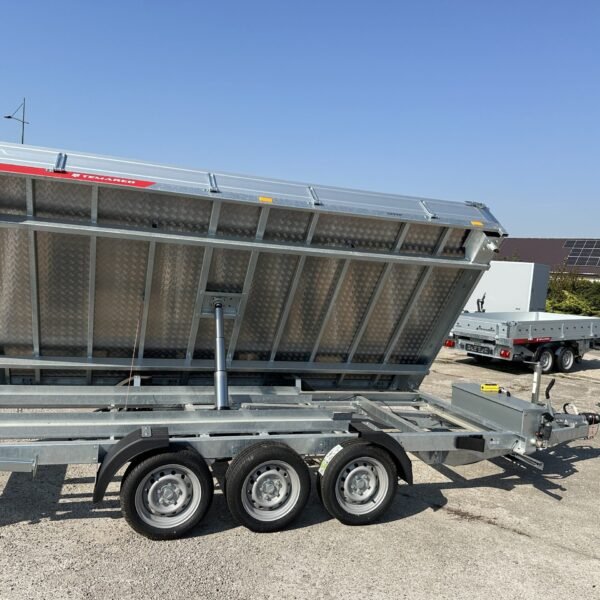 Remorque benne basculante à trois essieux Temared Tipper 3 500 kg – Image 20