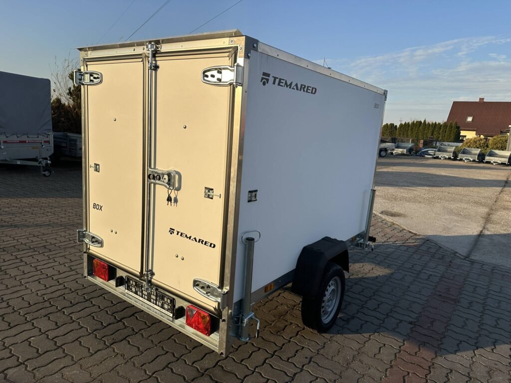 Remorque fourgon SMART BOX avec rampes Temared basculant 750 kg – vue 5