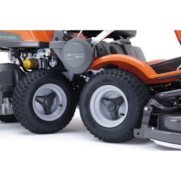 Autoportée coupe frontale rider Husqvarna R214TC Comfort Edition - coupe 94 cm – Image 11