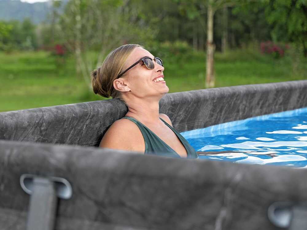 Bestway APX 365 561KA – 549 x 274 x 132 cm – Piscine hors-sol pour 7-8 personnes