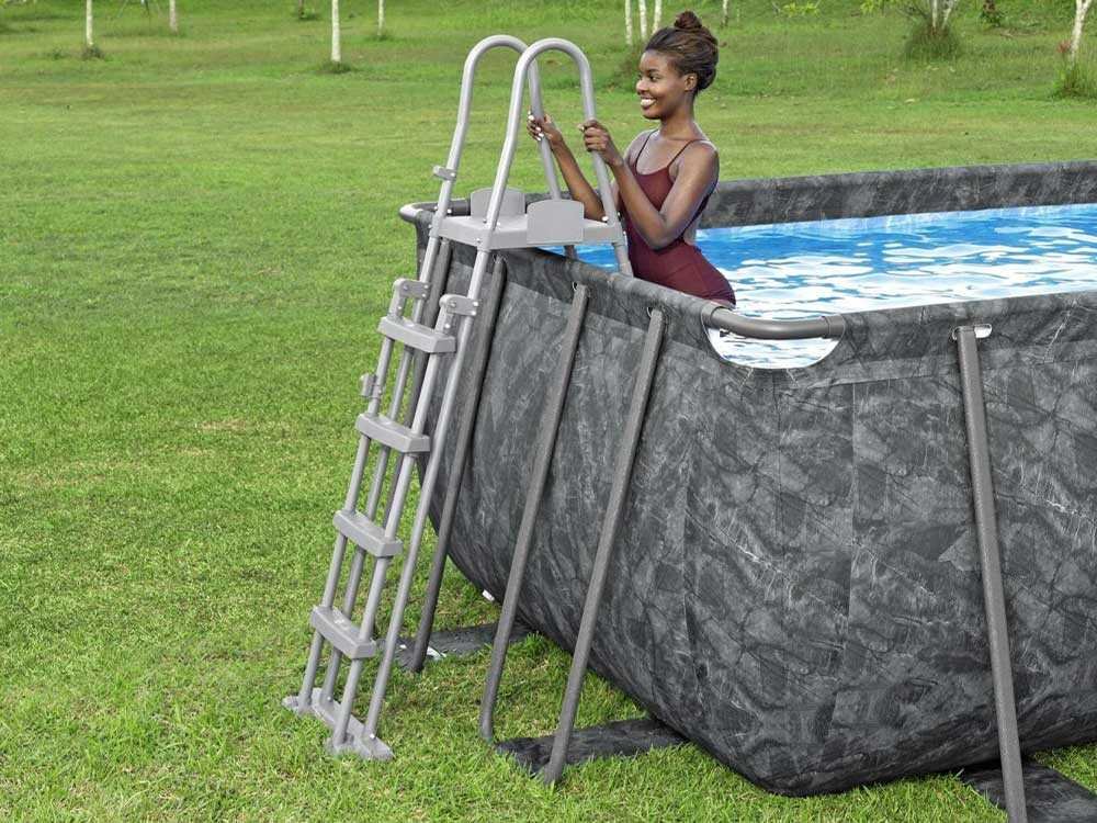 Bestway APX 365 561KA – 549 x 274 x 132 cm – Piscine hors-sol pour 7-8 personnes