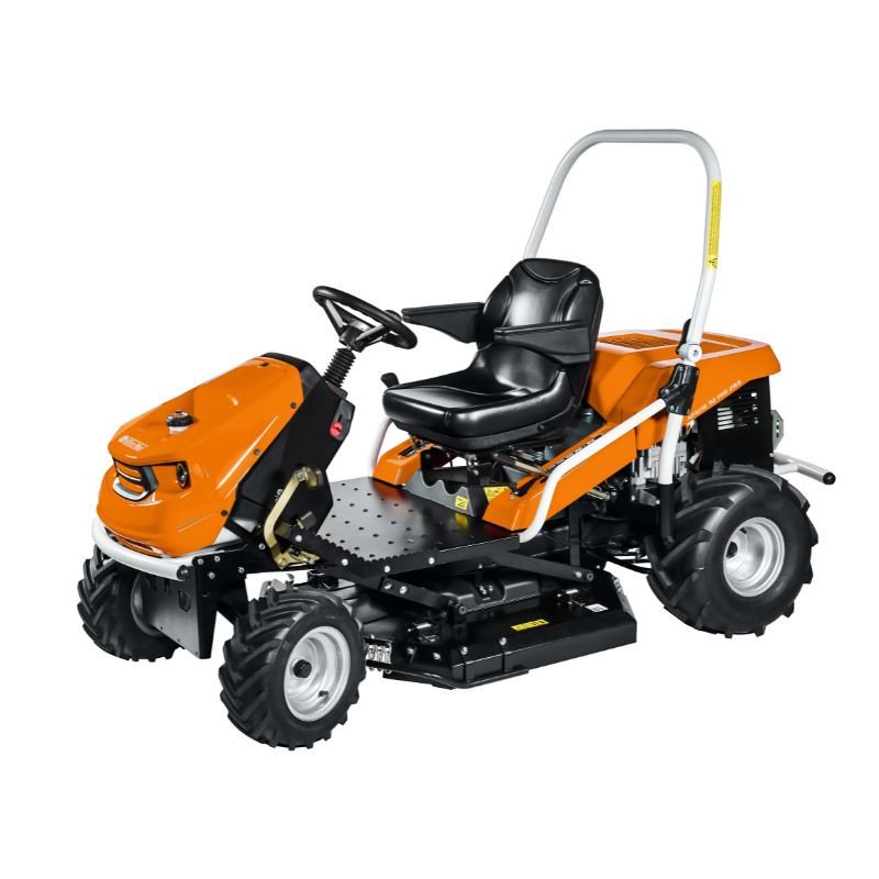 Tondeuse autoportée débroussailleuse Oleo Mac APACHE 92 PRO K - coupe 92 cm